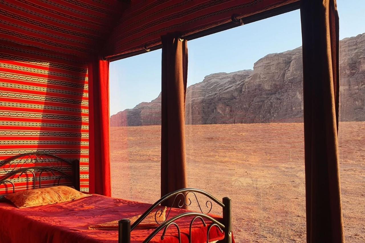 Готель Welcome To Wadi Rum Camp Екстер'єр фото